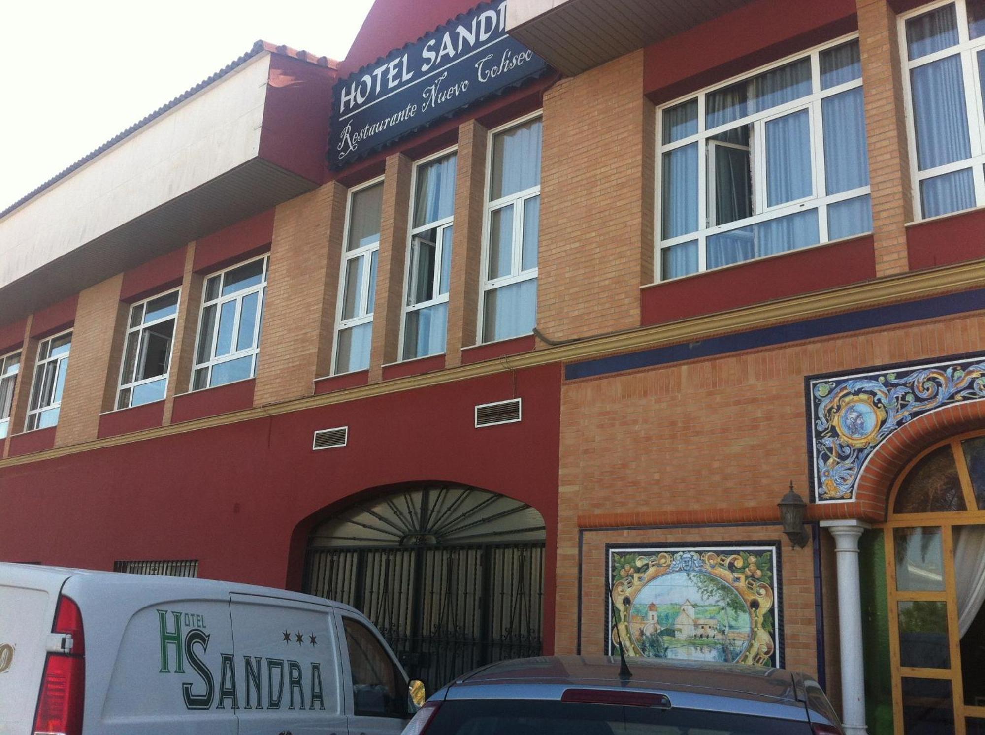 Hotel Sandra Alcalá de Guadaira Eksteriør billede