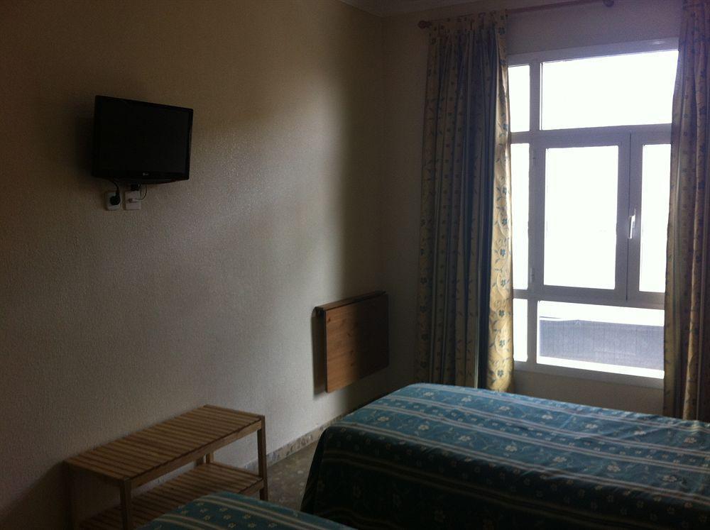 Hotel Sandra Alcalá de Guadaira Eksteriør billede